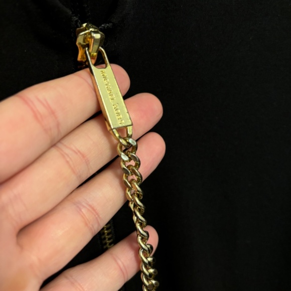 Michael Kors Butterfly Sleeve Black Top with Gold Zipper, Size L - Picture 5 of 8